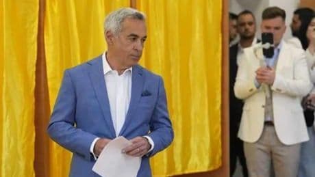 Romanya'da halk yeni cumhurbaşkanını belirlemek için sandık başında