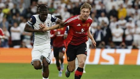 Milan-Hojlund, contatti continui: tempistiche e cifre dell'affare con il Manchester United