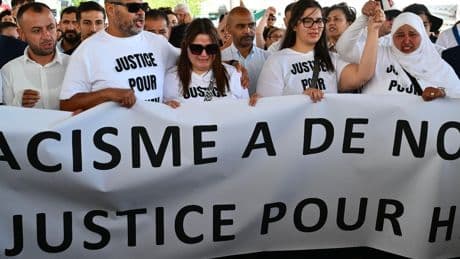 « Le racisme a de nouveau tué » : la marche blanche à Marseille en hommage à Hichem Miraoui