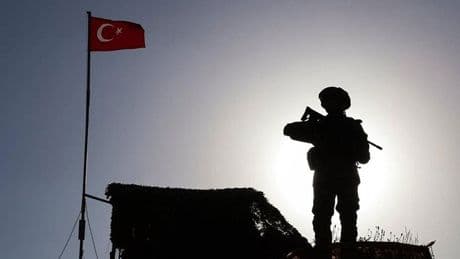 Yasa dışı geçişle mücadele! MSB, sınırı kaçak geçerken yakalananların sayısını açıkladı
