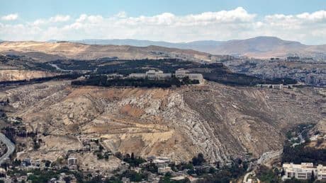 Syrië noemt Israëlische aanval nabij presidentieel paleis ‘gevaarlijke escalatie’