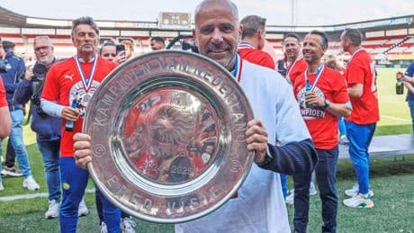 Dit zijn de genomineerde trainers voor de Rinus Michels Award