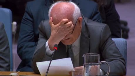 Gazze'deki katliamı ağlayarak anlattı: "Benim de torunlarım var"