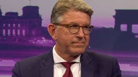 Minister Weimer irritiert bei Maischberger mit Grünen-Vergleich