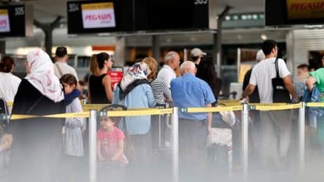 Flugverspätungen: Mehrheit der EU-Verkehrsminister will Entschädigungsanspruch schwächen