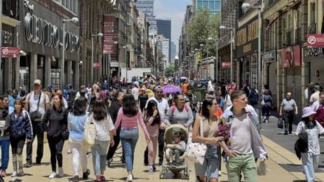 Mexicaanse migranten in VS sturen minder geld naar huis: nieuwe klap voor economie