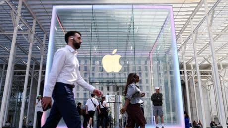 Apple estima que los aranceles le costarán 900 millones el próximo trimestre