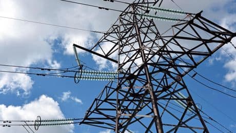 Las eléctricas desconfían del informe sobre el apagón: piden incluir las alertas e incidencias en la red de días previos