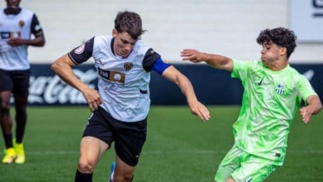2-2: el Juvenil A del Barça reacciona dos veces en Valencia y todo se decidirá en la vuelta