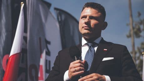 «Les Ukrainiens nous insultent et nous traitent comme des pigeons»: en Pologne, le virage à droite de la campagne présidentielle