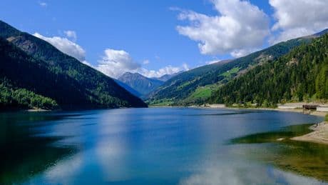 15.000 Liter pro Sekunde - Stausee läuft wegen eines Lecks aus
