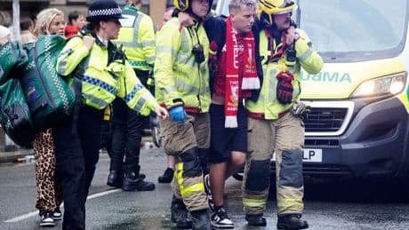 La policía detiene al conductor que ha arrollado a una multitud en Liverpool