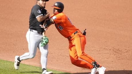 White Sox-Orioles tensions erupt over bizarre baserunning play
