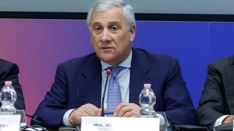 Caso Macron: Tajani: "Forza delle idee vince sulla violenza delle parole"