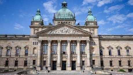 Soldaten und Ehebruch: Würde, Ehre und Rechte des Kameraden verletzt