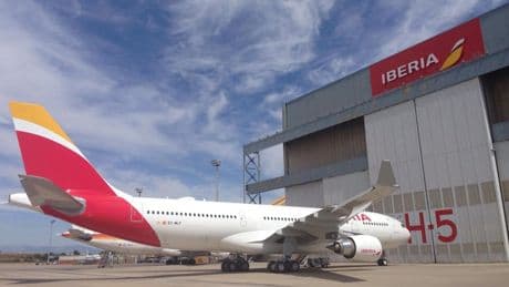 IAG demuestra su fortaleza: gana 176 millones en el primer trimestre y realiza un pedido de 53 aviones a Airbus y Boeing