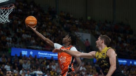 87-94: El Valencia no desaprovecha la ocasión y ya está en la final