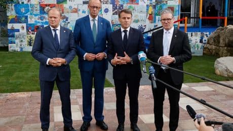 Guerre en Ukraine: Emmanuel Macron et les Européens jugent "inacceptable" que Moscou ignore l'appel au cessez-le-feu