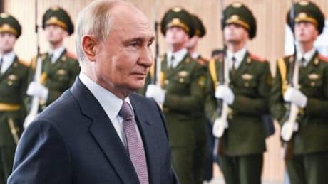 Putin: "Abbasseremo spesa militare. Trump? Un uomo coraggioso"