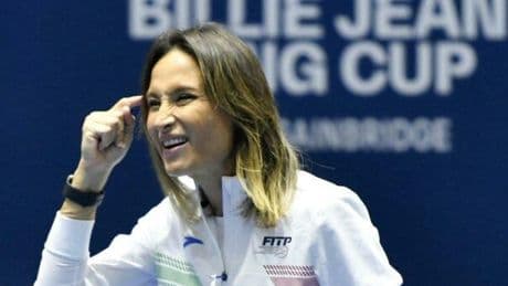 Tathiana Garbin, dalla malattia al trionfo con le azzurre del tennis: «Mia moglie e mia mamma fondamentali. La vera forza parte dalla vulnerabilità»