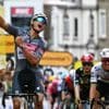‘Het is typisch Van der Poel: of het is genieten of hij gaat heroïsch ten onder’