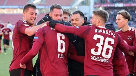 Erst Braunschweig, dann Ballermann - FCN-Profis feiern auf Malle