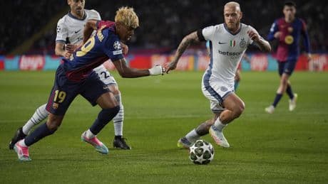 Ligue des champions: le Barça et l’Inter dos à dos après un match de folie
