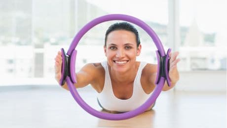 Magic Circle : Wie Sie mit einem Pilates-Ring Ihr Ganzkörpertraining intensivieren