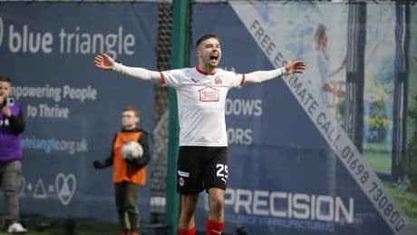 Clyde striker aims to fire them up League Two and relishes Well showdown