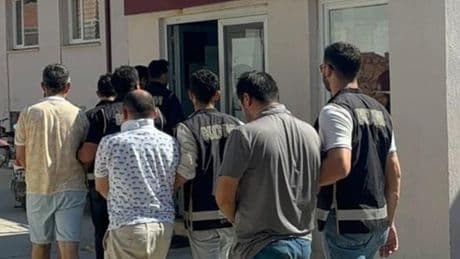 FETÖ üyeleri, Polonya bayraklı tekne ile Yunanistan’a kaçmaya çalışırken yakalandı