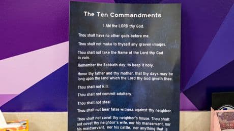 Judge Halts Texas’ Law Mandating the Ten Commandments in School