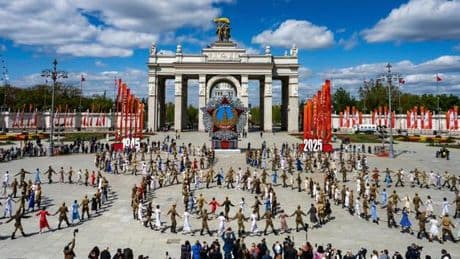 En direct, guerre en Ukraine : Kiev lance une nouvelle attaque de drones contre la Russie avant l’arrivée de dirigeants étrangers à Moscou