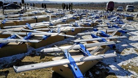 Contre les attaques massives de drones kamikazes, l’Ukraine cherche la parade