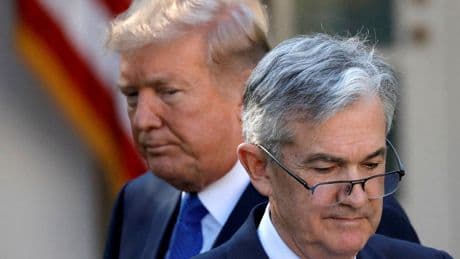 «C’est très improbable» : Donald Trump fait machine arrière après avoir menacé de licencier le président de la Fed