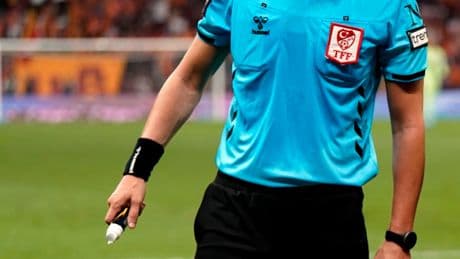 1. Lig play-off 2. turunda oynanacak Bandırmaspor Boluspor maçının hakemi belli oldu