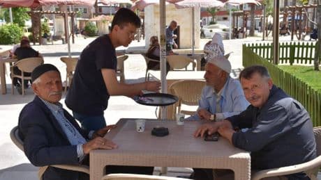 ‘Türklerin olmazsa olmazı’ denildi, fiyatı 1 TL’ye indi! Orada yaşayanlar bayram etti: Herkes akın akın gitti