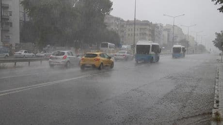 Meteoroloji'den Edirne, Kırklareli ve Tekirdağ için kuvvetli yağış uyarısı