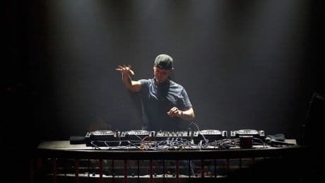 Avicii Posthumously Scores A New No. 1 Album