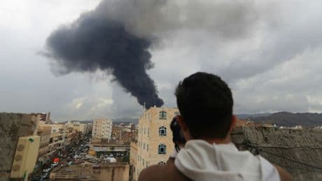 Israelische Armee greift Huthi-Stellungen im Jemen an