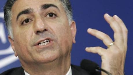Reza Pahlavi, chi è il “principe ereditario” iraniano pronto a rimpiazzare Khamenei