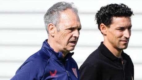 Jesús Navas, en un entrenamiento con la vuelta de Isaac