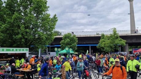 Sternfahrt über 80 Orte: Große Fahrrad-Demo in Düsseldorf – „Wenn wir nichts sagen, tut sich auch nichts“