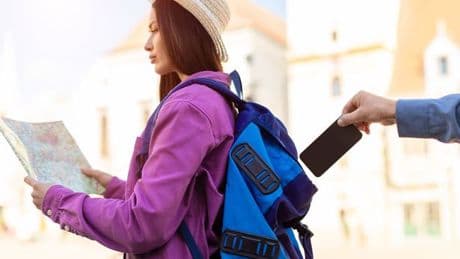 Bank holiday warning as three habits could make Brits targets for criminals abroad