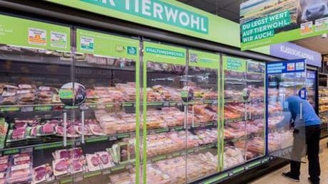 Aldi Süd sortiert Frischfleisch neu – Verbraucherschützer reagieren empört