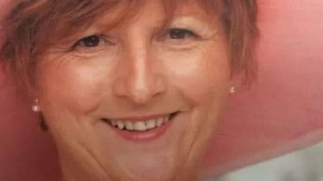 Woman said five heartbreaking words to childhood love as she died on side of road