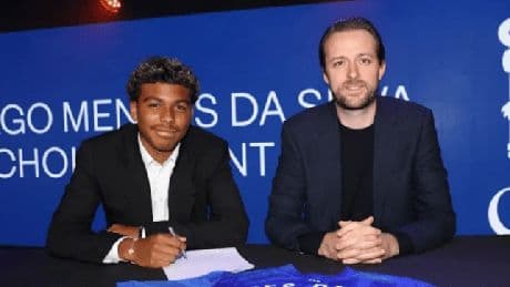 Chelsea fans predict 16-year-old will become ‘club legend’ just like his dad