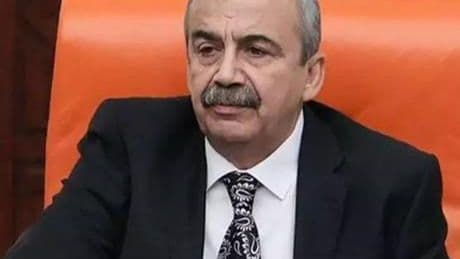 Sırrı Süreyya Önder'in ismi Diyarbakır'da caddeye verilecek