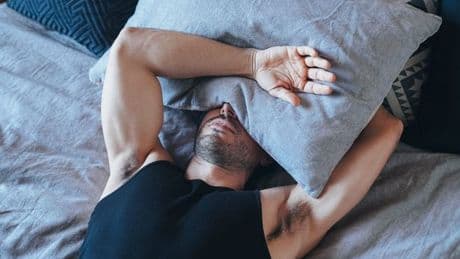 Tips on how to sleep through a heatwave as temperatures expected to soar