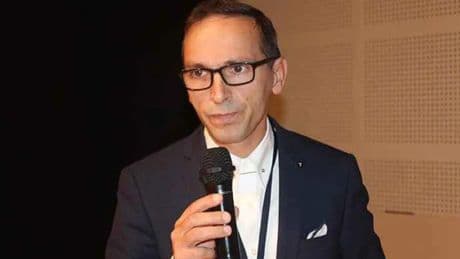 O profesörün 'Atatürk' sözlerine tepki yağdı: 'Sen manyak mısın?'