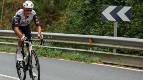 Marc Soler mantiene a raya a los favoritos en La Farrapona y se lleva la victoria en la etapa 14 de la Vuelta a España